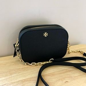 Brand New/ TORY BURCH Crossbody bag, Clutch Bag, Black, removable strap, NWOT